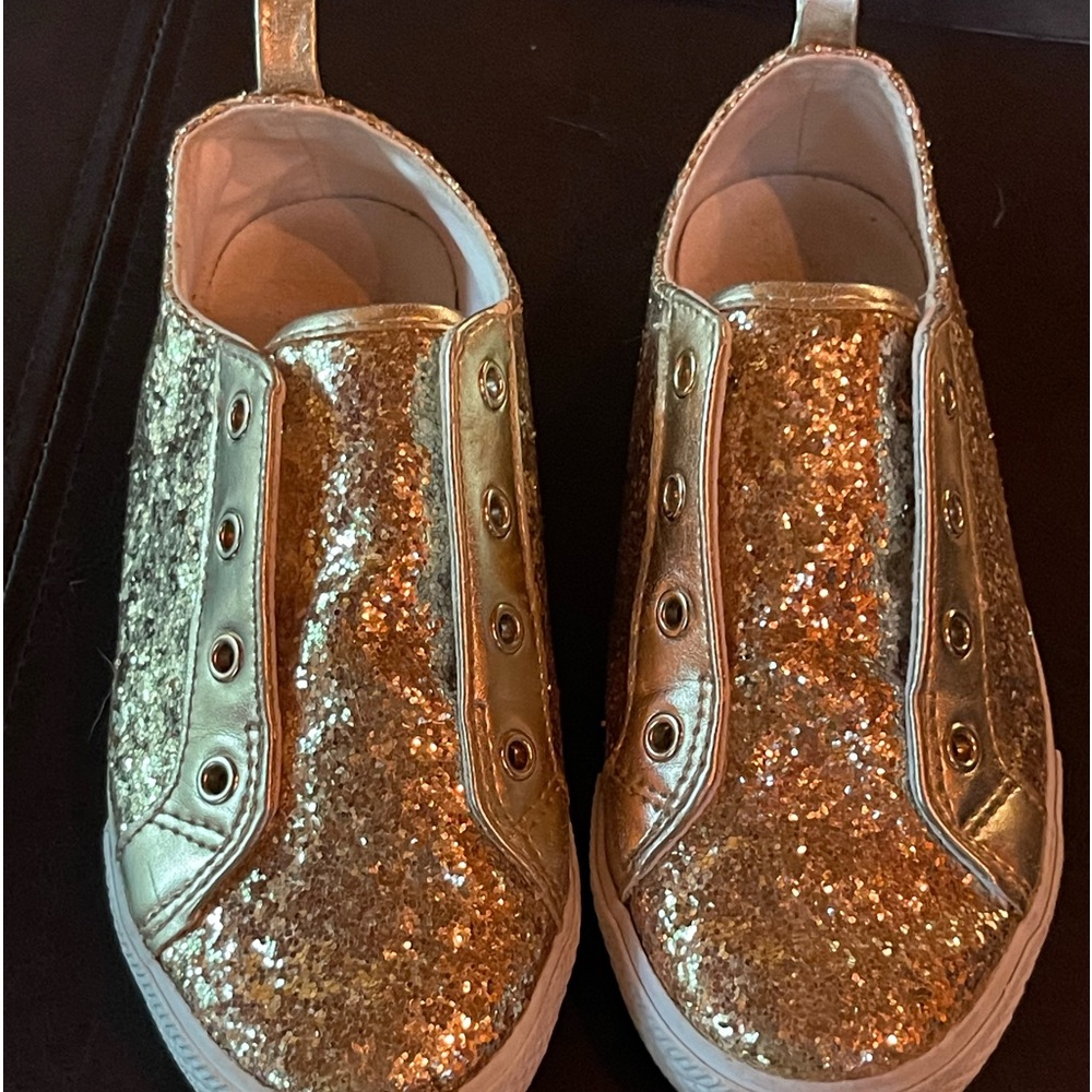 Girls slide on sneakers